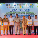 Dukung Deklarasi STBM, Bank Jakarta Berikan 1 Unit MCK Komunal di Tomang, Jakarta Barat