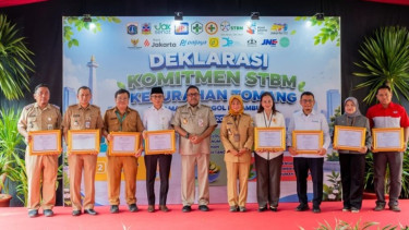Dukung Deklarasi STBM, Bank Jakarta Berikan 1 Unit MCK Komunal di Tomang, Jakarta Barat