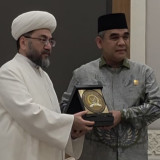 Ketua MPR Sambut Baik Wacana Umroh Plus via Uzbekistan