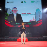 Lewat CEO Talks, Direktur Pegadaian Ajak Mahasiswa Universitas Andalas Kuasai Literasi Keuangan dan Inovasi Digital