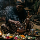 7 Fakta Dukun Cabul KS alias Jolowos, Ngaku "Allah Kedua", Ancam Korban Hamil Gaib hingga Diduga Jual Korban