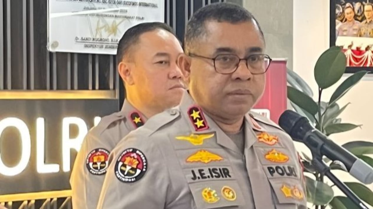 Pindah dari Monas, Upacara Hari Bhayangkara Ke-80 Digelar di Cikeas dengan Inspektur Presiden Prabowo
            - galeri foto