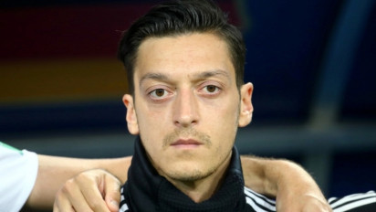 Mengapa Nama Mesut Ozil Ikut Disebut dalam Pusaran Kekalahan Jerman atas Paraguay di Babak 32 Besar Piala Dunia 2026?