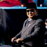 Prabowo Terima Medali Loka Praja Samrakshana di Puncak HUT Bhayangkara ke-80, Ini Maknanya