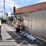 KAI Daop 6 Tertibkan Sejumlah Kios dan PKL Liar di Sisi Selatan Stasiun Yogyakarta