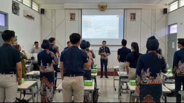 Tingkatkan Penjualan Marchandise, KAI Services Gelar Training Sales dan Marketing untuk Prama Prami