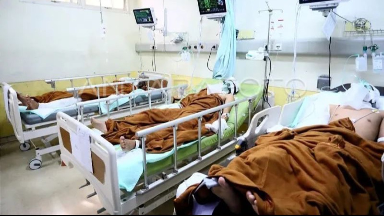 Taruna Korban Ledakan Kapal Aceh Hebat 2 Meninggal Dunia Jadi Tiga Orang
            - galeri foto