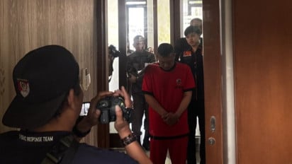 Sadis, 21 Adegan Ini Ungkap Kekejaman Taufik Hidayat Siksa YTR Pakai Besi Meja Hingga Golok