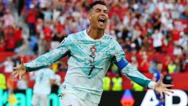 Deretan Rekor Ajaib Cristiano Ronaldo Usai Bawa Portugal Lolos 16 Besar Piala Dunia 2026: Lionel Messi Bisa Menyusul?