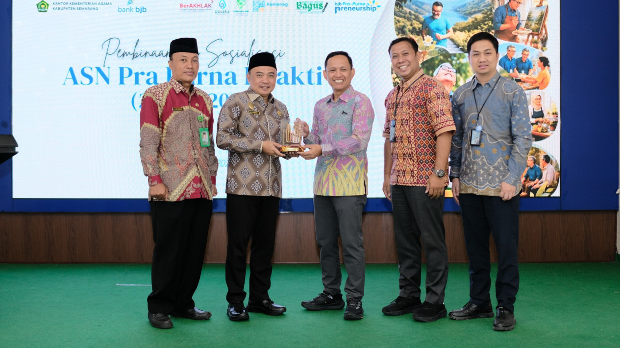 Bank bjb Perkuat Literasi Keuangan dan Kewirausahaan bagi Calon Pensiunan Kementerian Agama
            - galeri foto