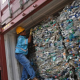 BPS Catat Impor Plastik dan Barang dari Plastik Indonesia Capai 1,65 Juta Ton