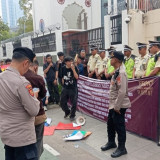 Aksi Damai di Depan Kantor Kedubes Singapura Jakarta, FPAR Desak Pengembalian Aset Koruptor