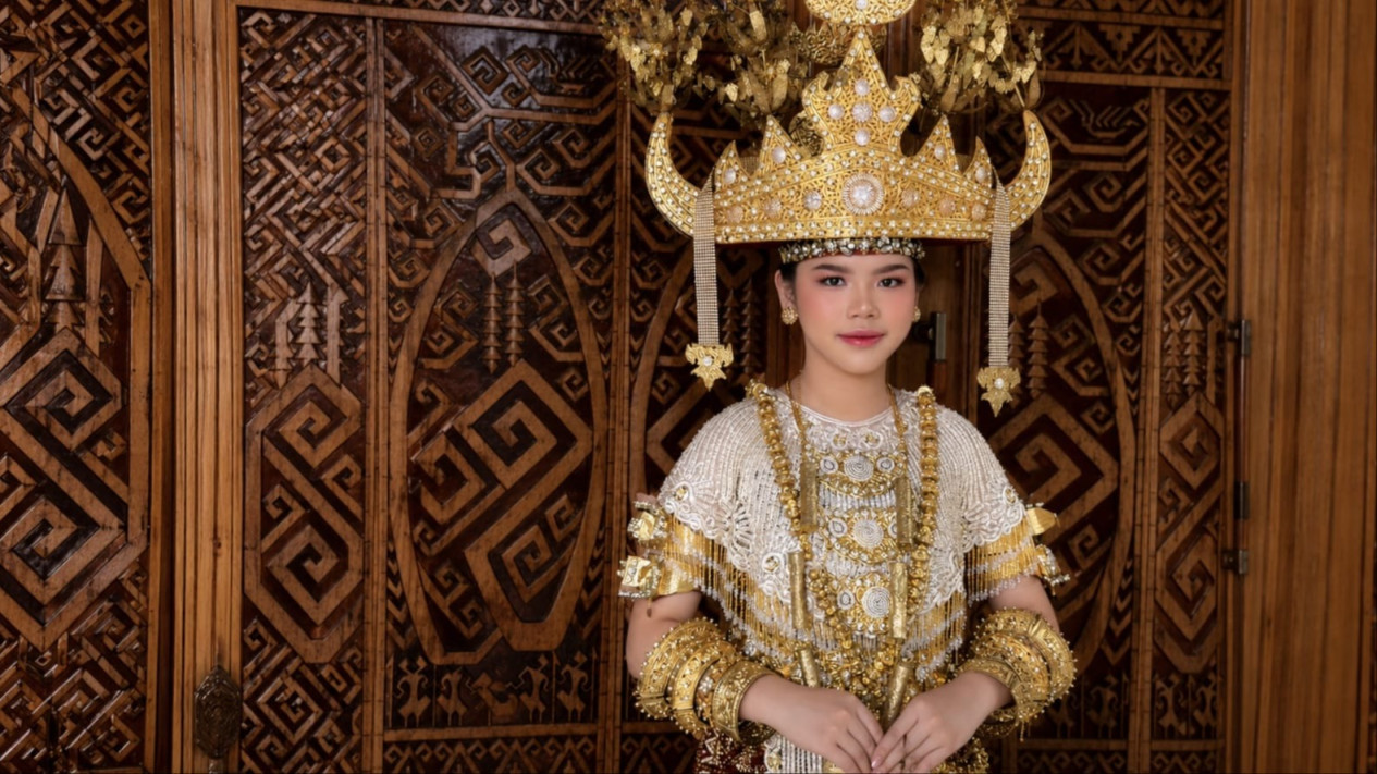 Lewat Tapis dan Siger, Geisha Bakal Perkenalkan Identitas Lampung di Duta Anak Indonesia 2026
            - galeri foto