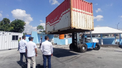 Depo Kalimas di Tanjung Perak Mulai Beroperasi, Layani Stuffing dan Stripping Kontainer
