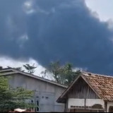 Tempat Penyulingan Minyak Ilegal di Muba Meledak dan Terbakar