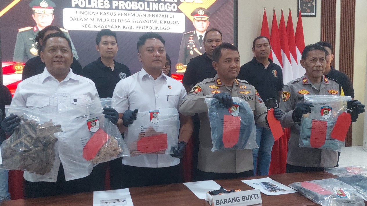 Perempuan Tewas dalam Sumur Dibunuh karena Pelaku Mengincar Hartanya
            - galeri foto