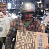 Pengemis Modus "Tolong Bantu Bensin Pulang" Diangkut Satpol PP Kelapa Gading