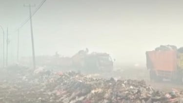 Update Kebakaran TPA Jatiwaringin, Menteri LH Sebut Sisa Area Terbakar Tinggal 3,6 Persen