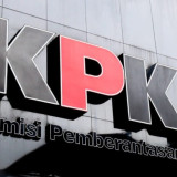 KPK Geledah Sejumlah Titik Terkait Kasus Dugaan Suap Bupati Kuansing