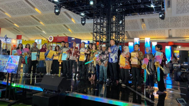 Bapenda DKI Jakarta Beri Penghargaan bagi Wajib Pajak PKB Teladan 2026, Hadiahkan Motor Listrik hingga Logam Mulia