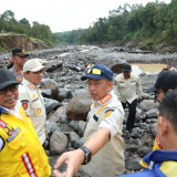 Tinjau Kondisi Jalan Werlah di Bener Meriah, Kasatgas Tito Siapkan Jalur Alternatif