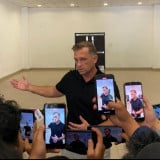 Respons Elegan Pelatih Baru Persib Usai 11 Nama Gabung Skuad Provisional Timnas Indonesia di Tengah Persiapan 5 Kompetisi yang Diikuti Maung Bandung