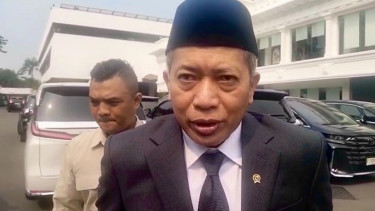 Ramai Parodi "Kopdes Ala Militer", Menkop Ferry: Kritik Warganet Jadi Bahan Evaluasi