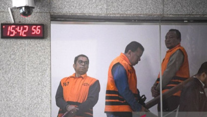 KPK Panggil Sembilan Saksi Kasus Bupati Kuansing Nonaktif Suhardiman Amby