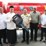 Dukung Pemulihan Pascabencana, Kasatgas PRR Tito Serahkan Kendaraan Tangki Air Multifungsi ke Aceh Tengah