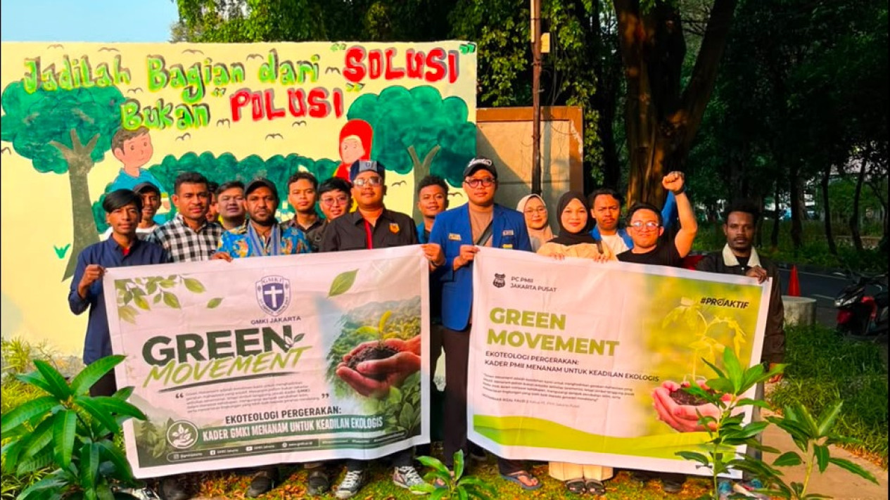 PMII Jakarta Pusat Jadi Pelopor Green Movement, Awali Gerakan Peduli Lingkungan dengan Aksi Nyata
            - galeri foto