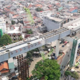 Proyek LRT Jakarta Rute Velodrome-Manggarai Capai 94 Persen, Girder Terakhir Berhasil Terpasang