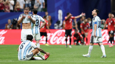 Argentina Dikecam Usai Tak Hormati Spanyol saat Penyerahan Trofi Piala Dunia 2026: Tak Berkelas dan Mengecewakan