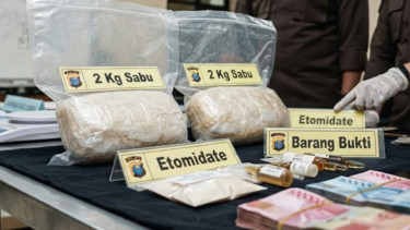 Jaringan Narkoba dari Malaysia Terbongkar, Polda Jambi Sita 2 Kg Sabu dan Ribuan Ekstasi Senilai Rp3,8 Miliar Disita