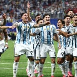 Argentina Panaskan Kontroversi Kemenangan Atas Mesir, FIFA Tak Ambil Hukuman Atas Chant Kontroversial di Ruang Ganti Piala Dunia
