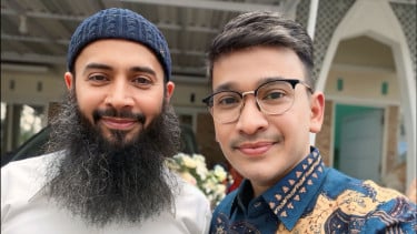Ruben Onsu Hadiri Pernikahan Putri Ustaz Syafiq Riza Basalamah di Jember, Disambut Hangat Keluarga