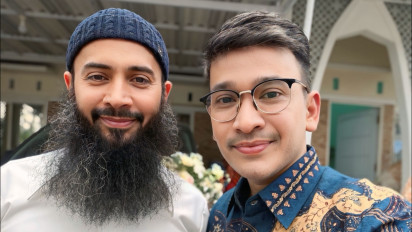 Ruben Onsu Hadiri Pernikahan Putri Ustaz Syafiq Riza Basalamah di Jember, Disambut Hangat Keluarga