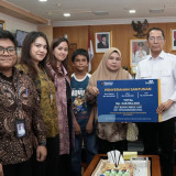 TASPEN Salurkan Manfaat JKK dan JKM Rp1,08 Miliar Kepada  Dua Keluarga ASN di Kepulauan Riau