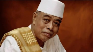 KH Hasanuddin Kriyani Resmi Dikukuhkan sebagai Sesepuh Pondok Buntet Pesantren, Dipilih Lewat Salat Istikharah dan Kesepakatan Dewan Sepuh