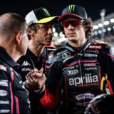 Marco Bezzecchi Mundur dari MotoGP Jerman 2026, Aprilia Konfirmasi Murid Valentino Rossi Itu Alami Patah Tulang Selangka
