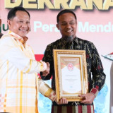 Mendagri Minta Pemda dan Dekranasda Aktif Gali Potensi Kerajinan Lokal