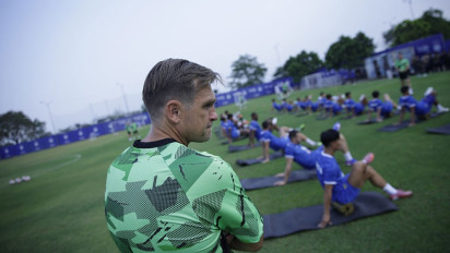 Anak Hilang Kembali, Pelatih Persib Sambut Pemain Pinjaman di Latihan Perdana