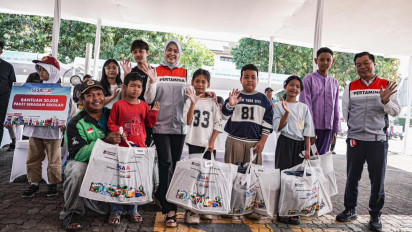 Pertamina Adakan Program Berbagi Seragam Sekolah, Sembako, hingga Pemberdayaan Usaha