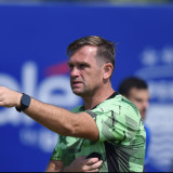 Igor Tolic Akui Perkembangan Persib Terganjal Lapangan Pendamping yang Tak Ideal