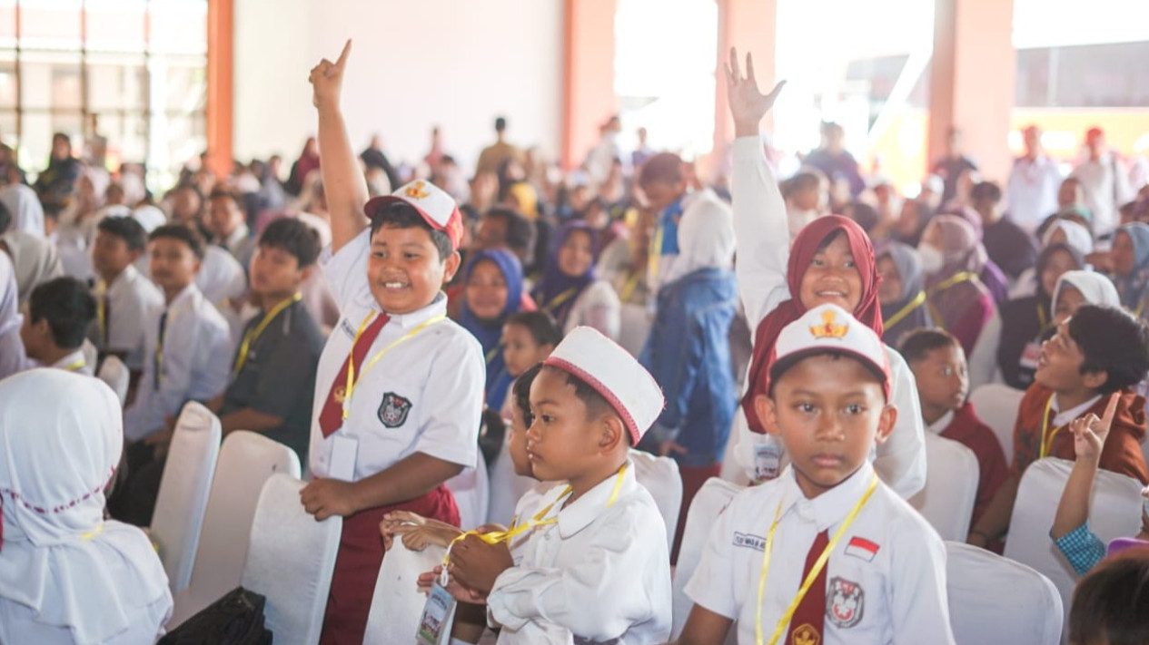 Pemerataan Akses Pendidikan Nasional, Sekolah Rakyat Siap Sambut MPLS Tahun Ajaran 2026/2027
            - galeri foto