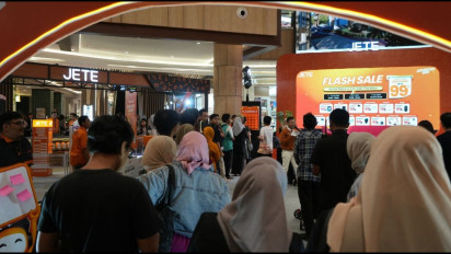 Gamer hingga Cosplayer Ramaikan JETE Festive 2026 di Surabaya