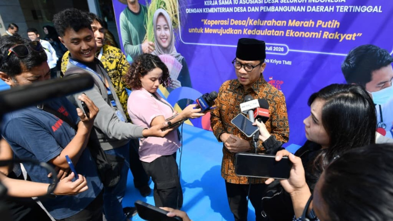 10 Asosiasi Desa Gelar Seminar Nasional KDKMP, Mendes Yandri Pastikan KDKMP Kolaborasi dengan UMKM dan Warung
            - galeri foto