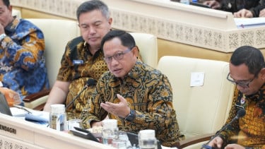 Rapat Bersama Komisi II DPR RI, Mendagri Paparkan Kinerja Anggaran Kemendagri yang Tetap Optimal di Tengah Efisiensi