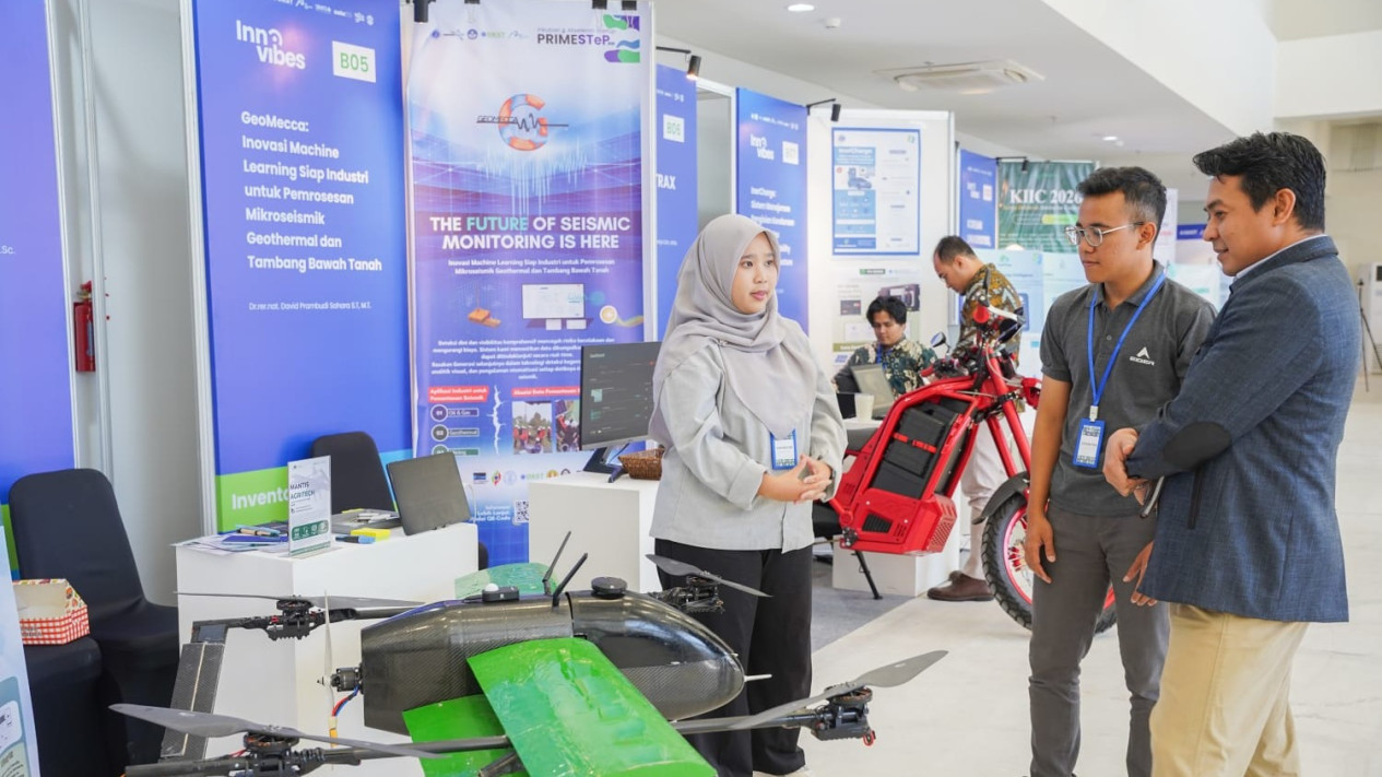 Telkom Perkuat Kolaborasi AI Nasional di InnoVibes 2026 Lewat AIcosystem
            - galeri foto