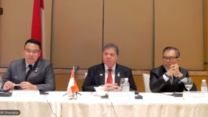 Airlangga Bertemu Mendag China, Investasi US$2,5 Miliar Siap Dipercepat