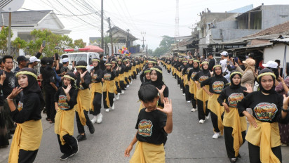 Ribuan Anak Peragakan Tari Kolosal Saat Pembukaan Festival Ciomas Ngabring 2026